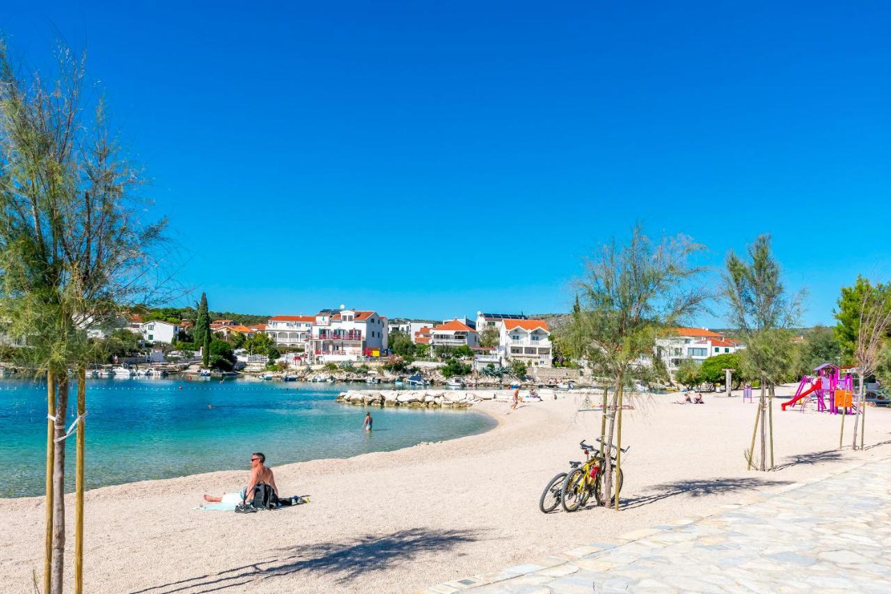 Apartments Luka روغوزنيكا المظهر الخارجي الصورة