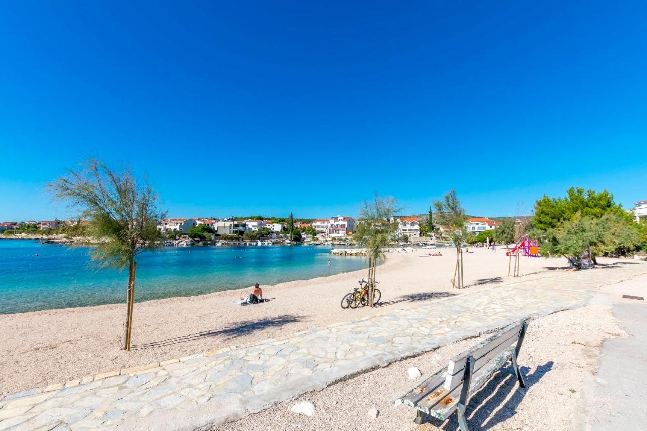 Apartments Luka روغوزنيكا المظهر الخارجي الصورة